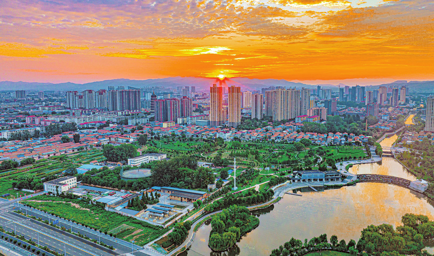 一河秀水潤(rùn)古城